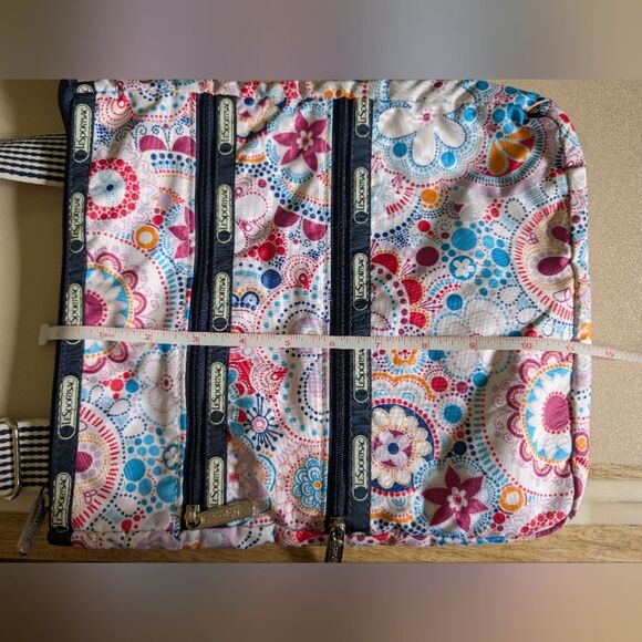 LeSportsac Crossbody - Picture 2 of 5